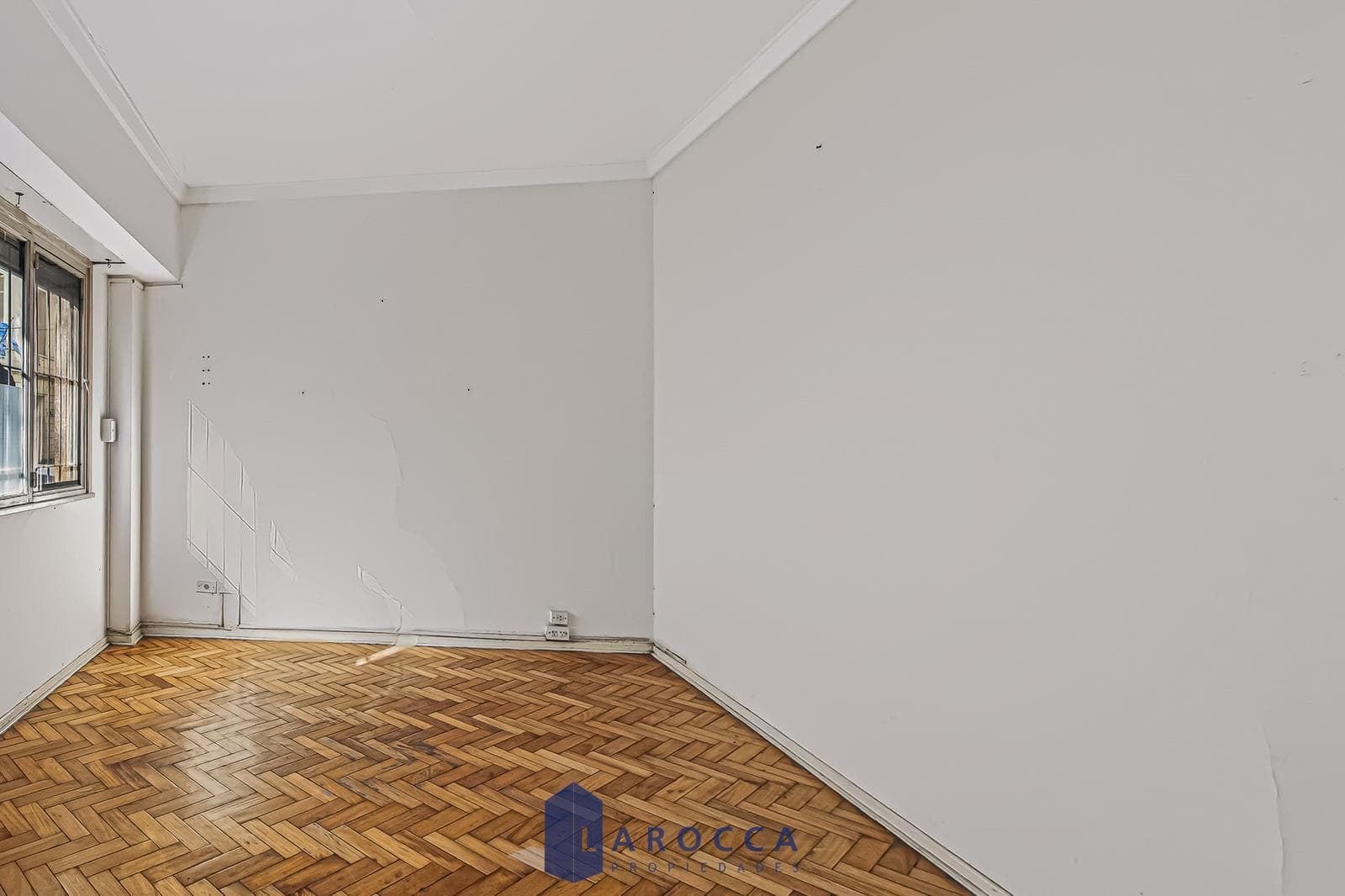 APARTMENT - FOR SALE - RECOLETA - 2 ROOMS - PATIO - SUITABLE FOR PROFESSIONALS