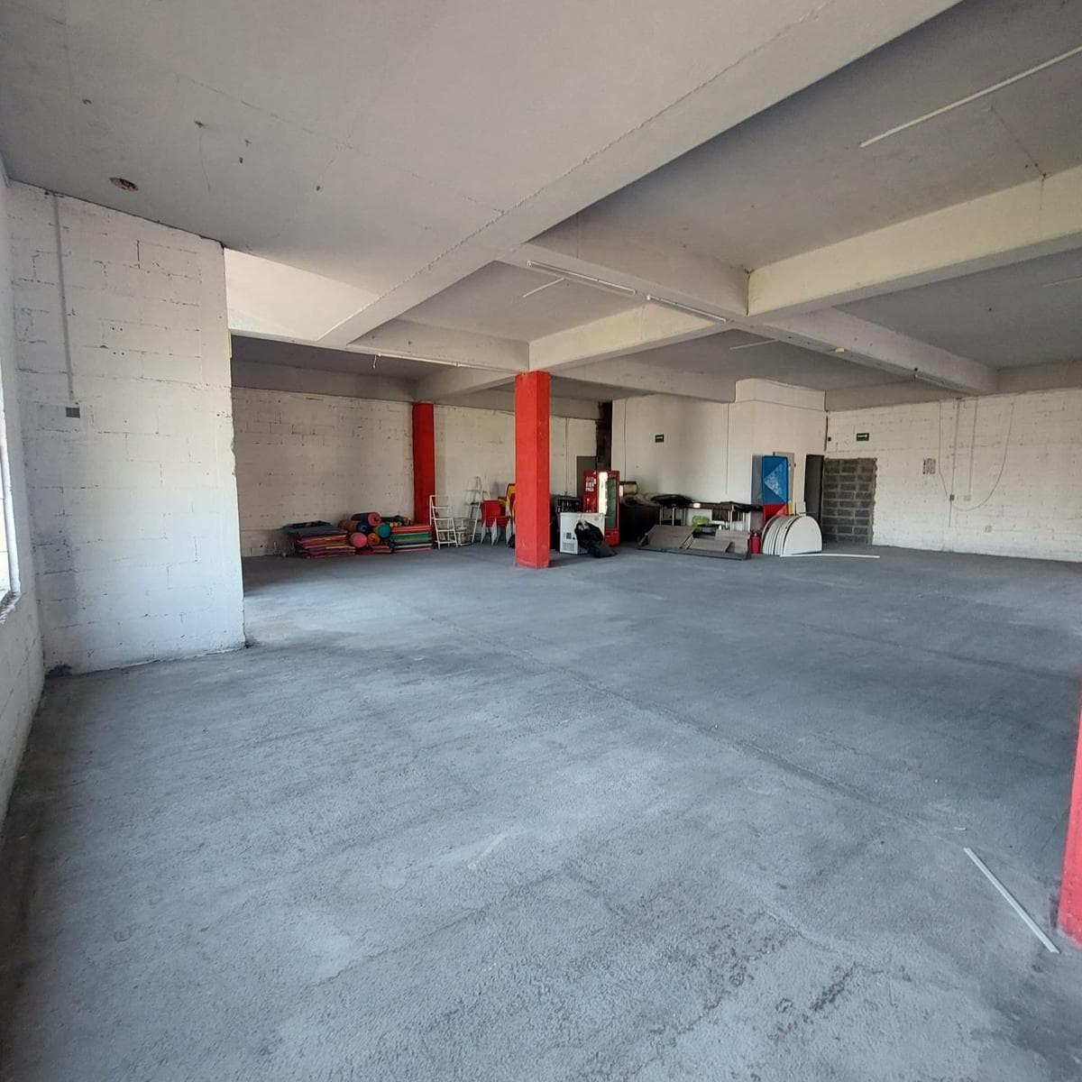 Commercial Space for Rent on Av. Leones