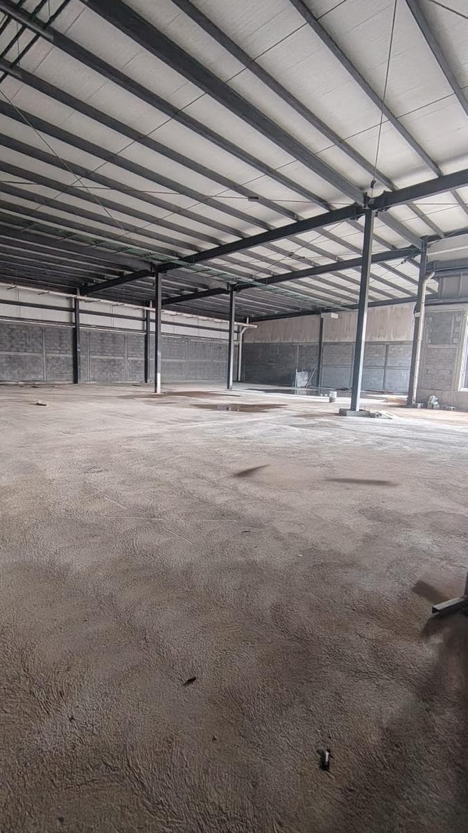 Commercial Space for Rent in Plaza Comercial Cumbres