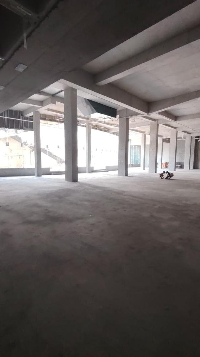 Commercial Space for Rent in the Cumbres Shopping Center