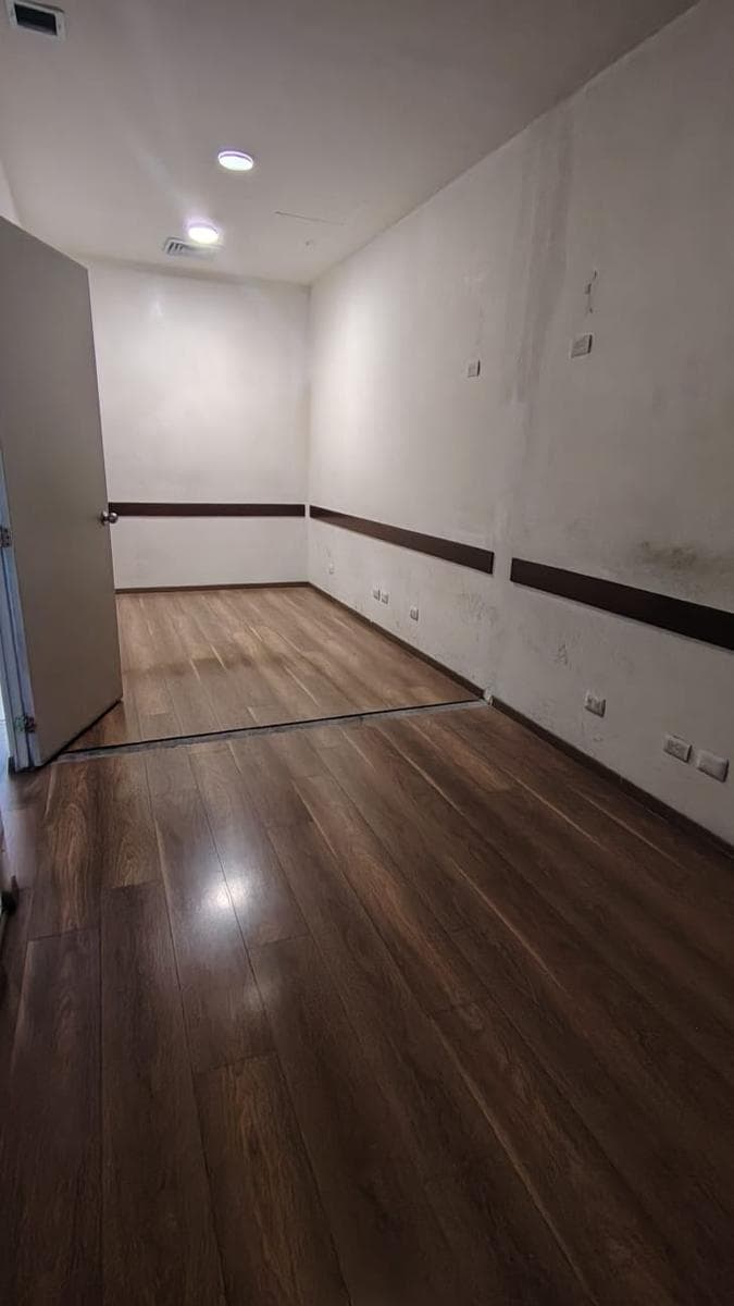 Commercial Space for Rent in Cumbres