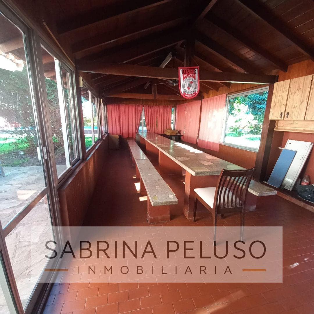 Country House for Sale in La Reja