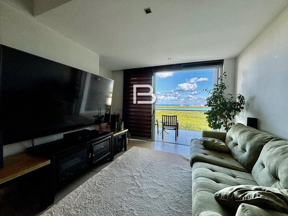 Furnished Apartment for Rent on the Malecón in Las Américas