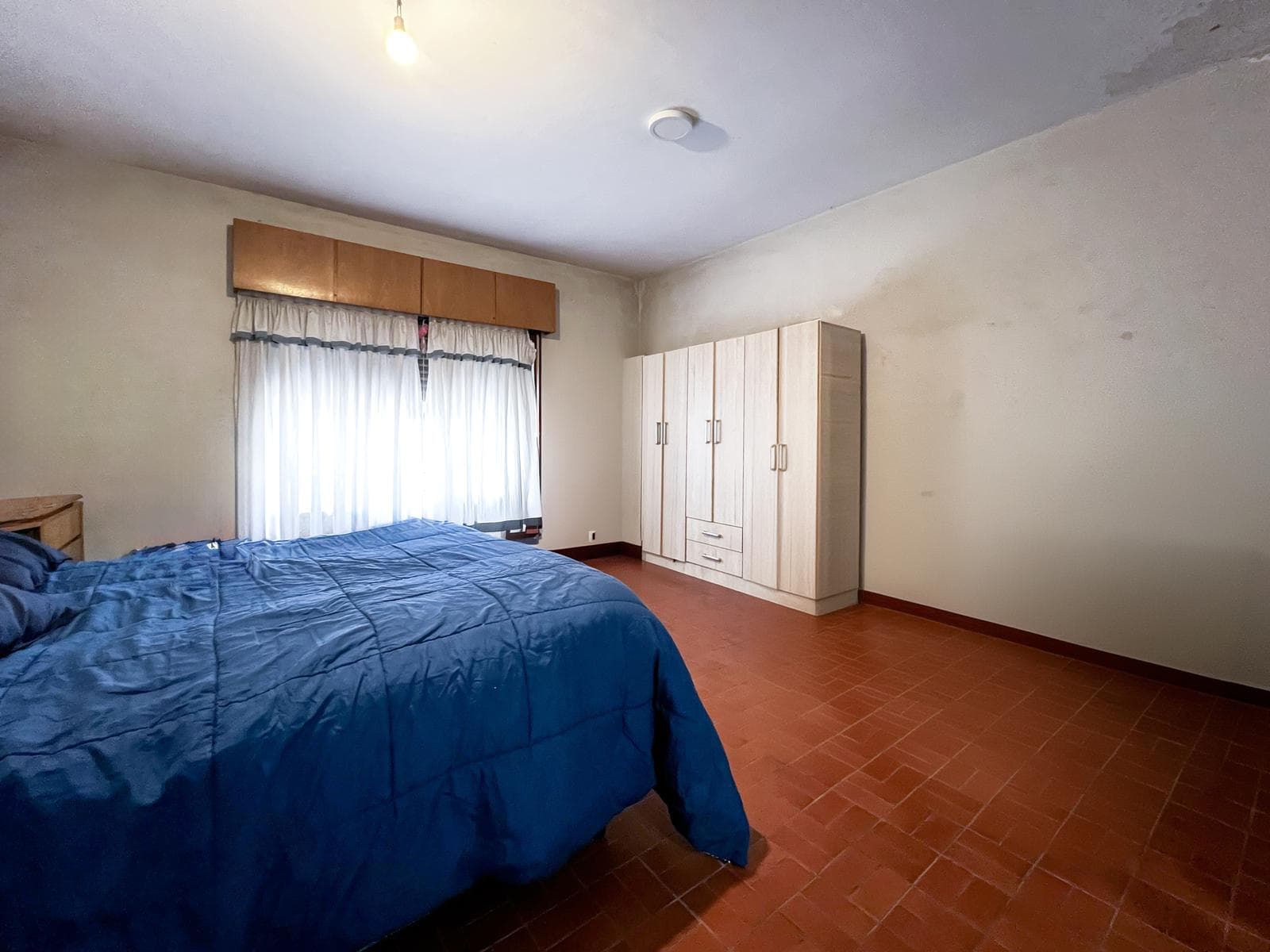 FOR SALE | TRADE - 3-bedroom house with a patio, pool, and terrace - Bella Vista, Rosario. QUALIFIES FOR A LOAN.