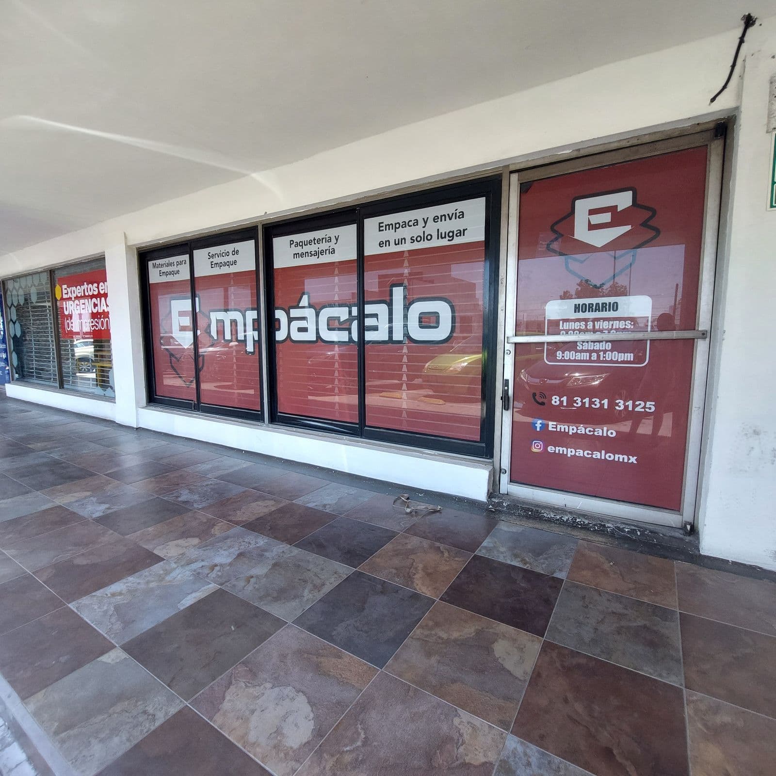 COMMERCIAL PROPERTY FOR RENT IN CUMBRES