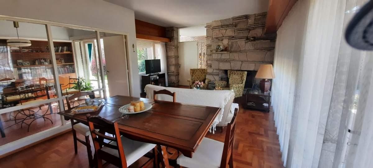 3-BEDROOM HOUSE FOR SALE, PARQUE COREMA.