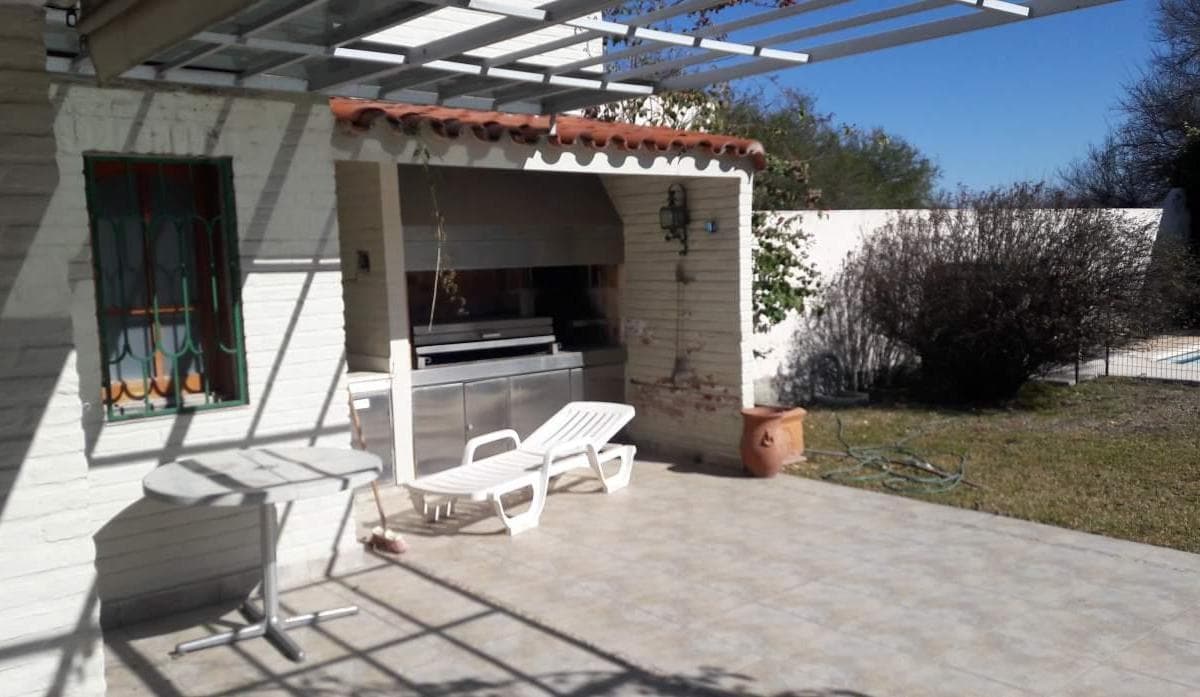 For Sale - House - Cerro de las Rosas, Roque Funes