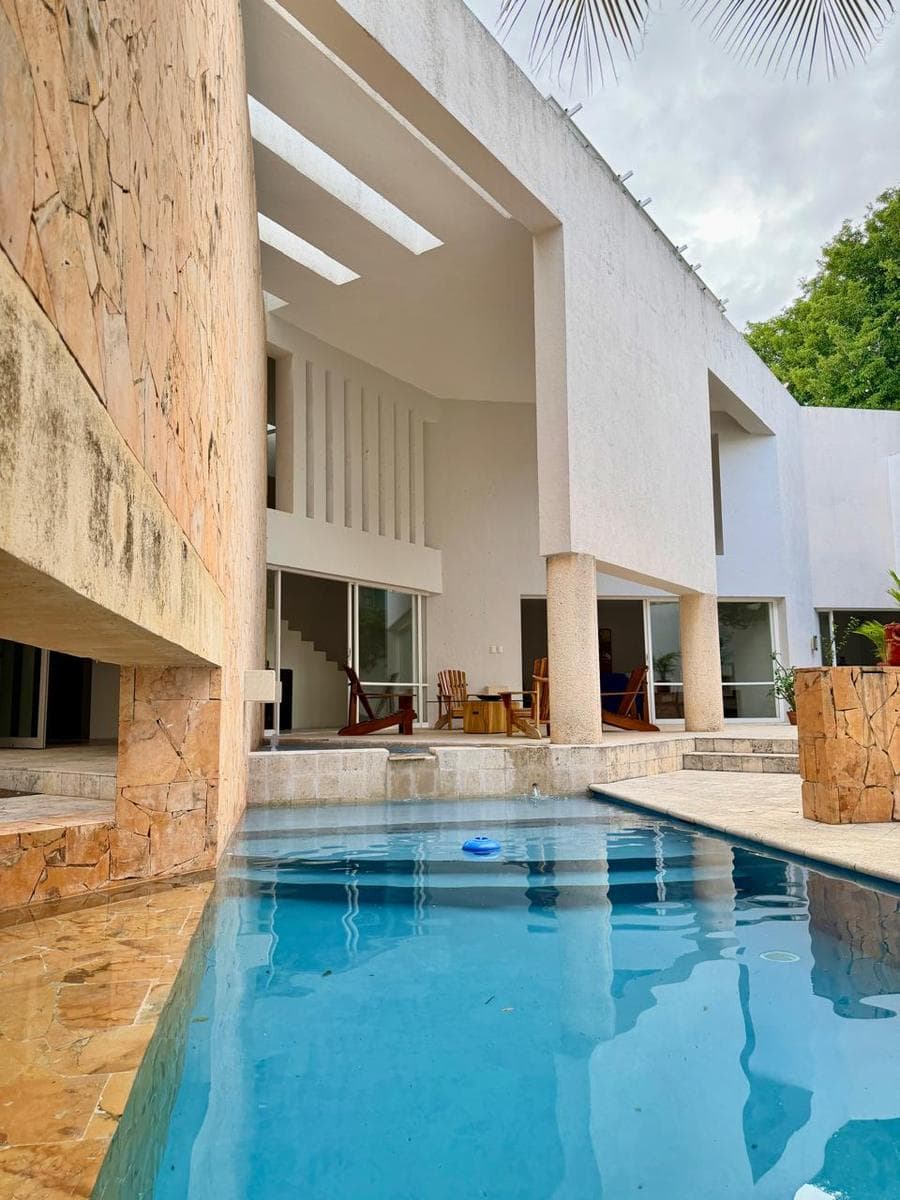 HOUSE FOR SALE IN MÉRIDA, YUCATÁN, EMILIANO ZAPATA NORTE, WITH SOLAR PANELS