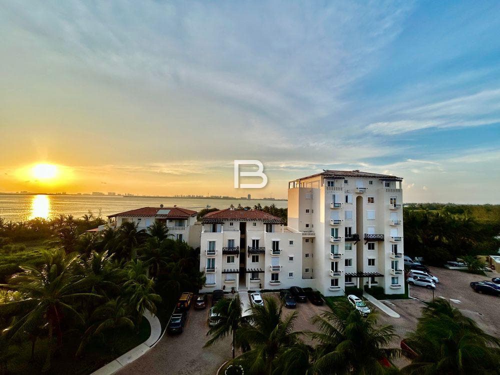 House for Sale in Isla Dorada