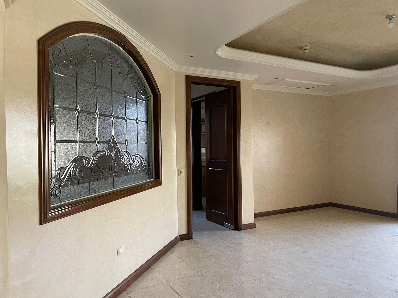 HOUSE FOR SALE IN ANAHUAC, SAN NICOLAS
