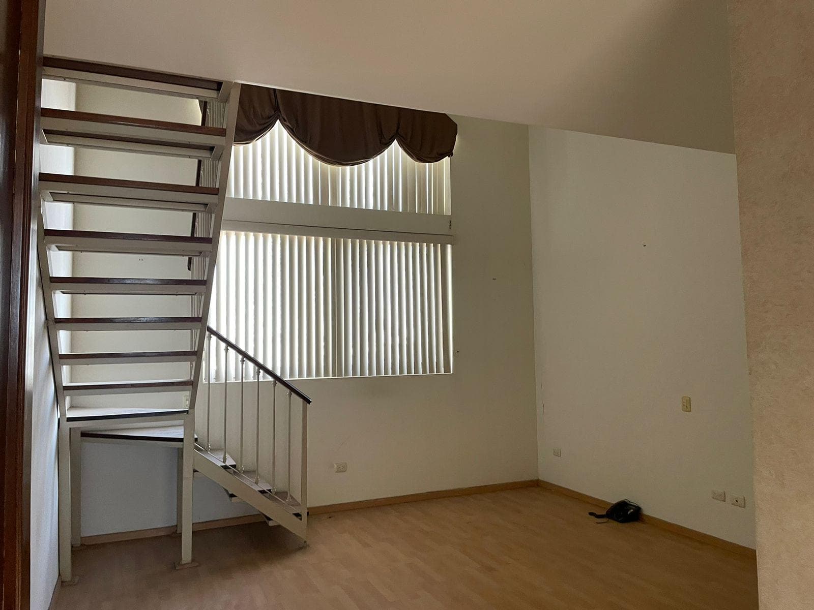 HOUSE FOR SALE IN ANAHUAC, SAN NICOLAS