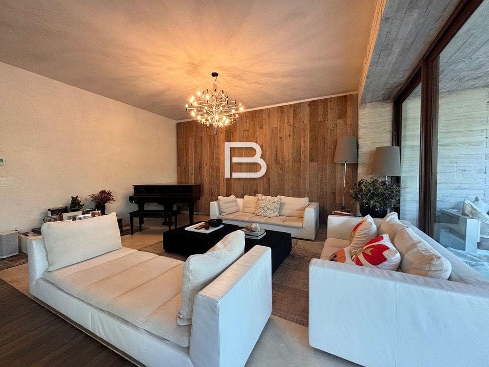 Fully Equipped House for Rent in Isla Dorada