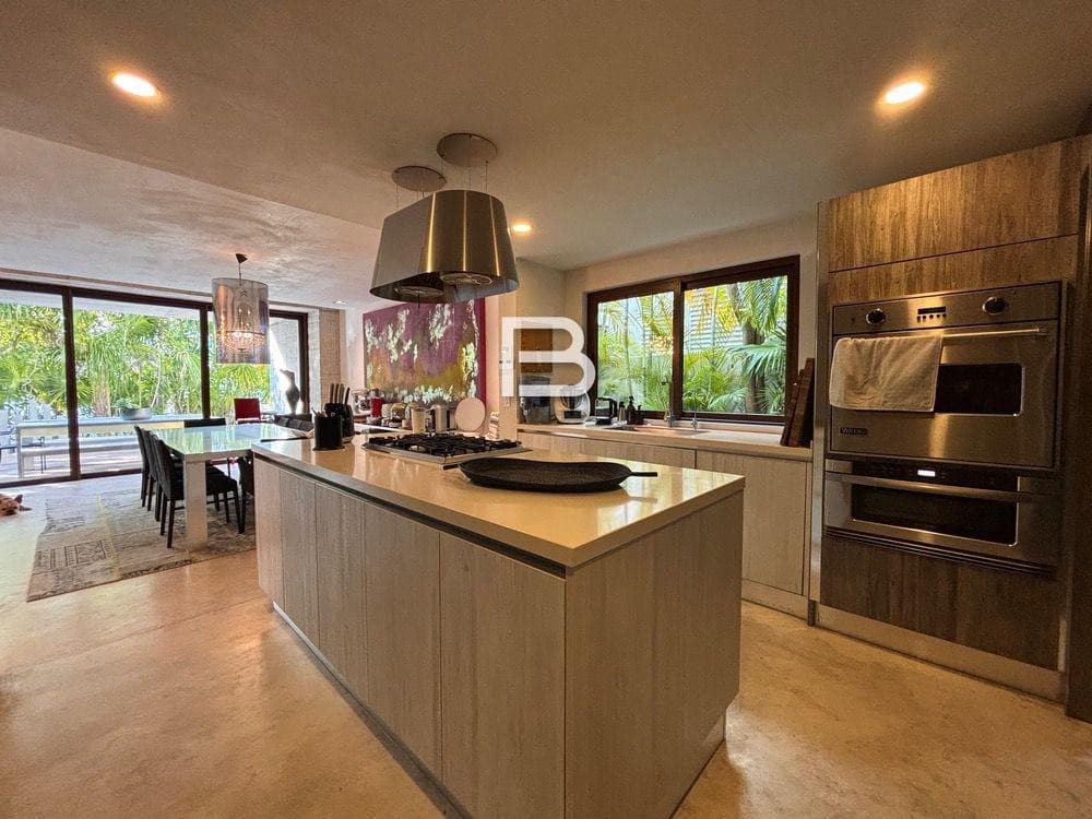 Fully Equipped House for Rent in Isla Dorada