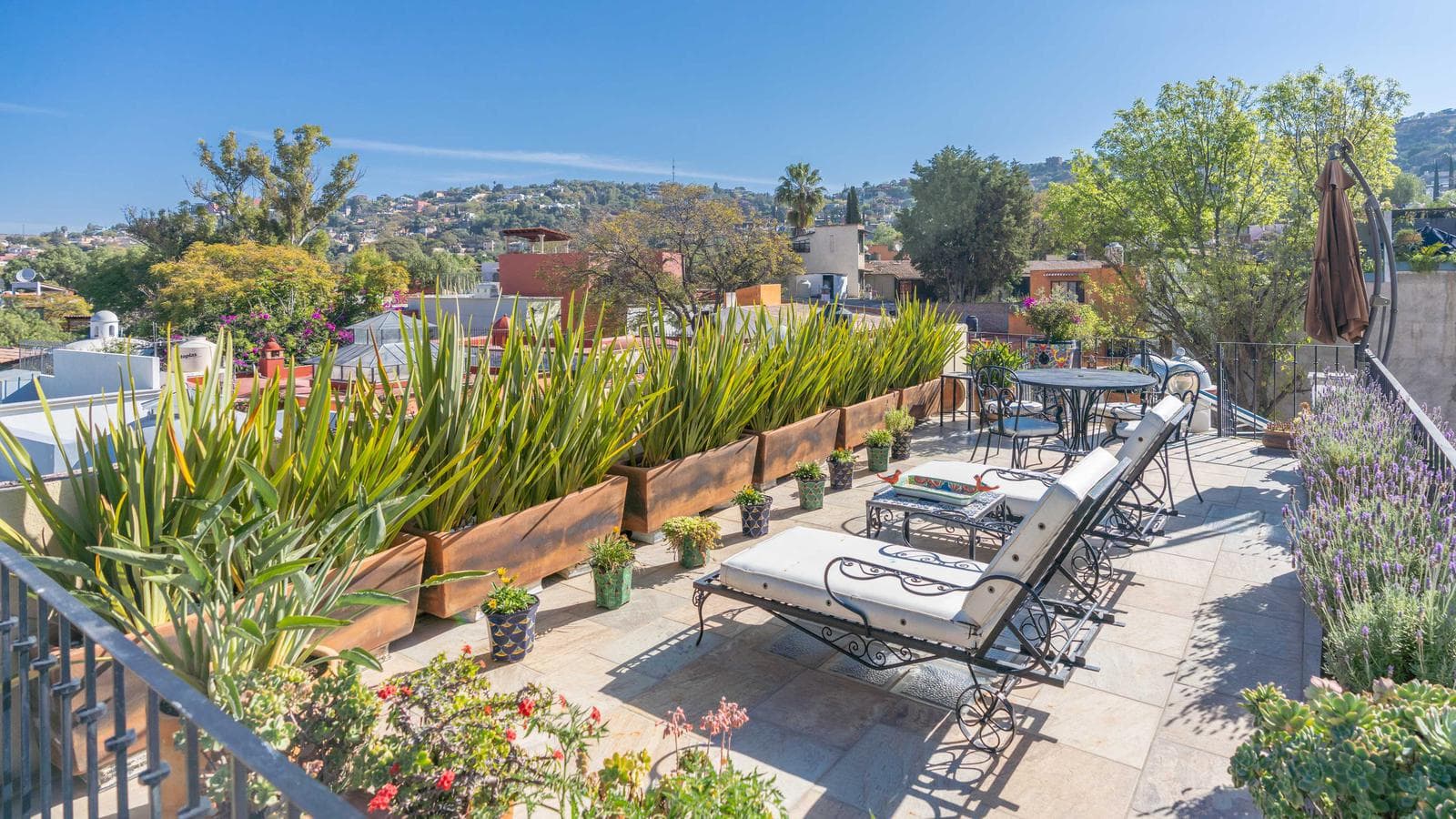 Casa Sirena Rental with Views of the Colonia Guadiana Parish in Downtown San Miguel de Allende