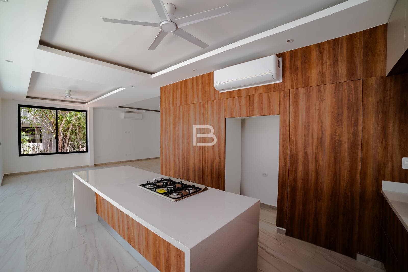 House for Sale on Via Cumbres in Cancún