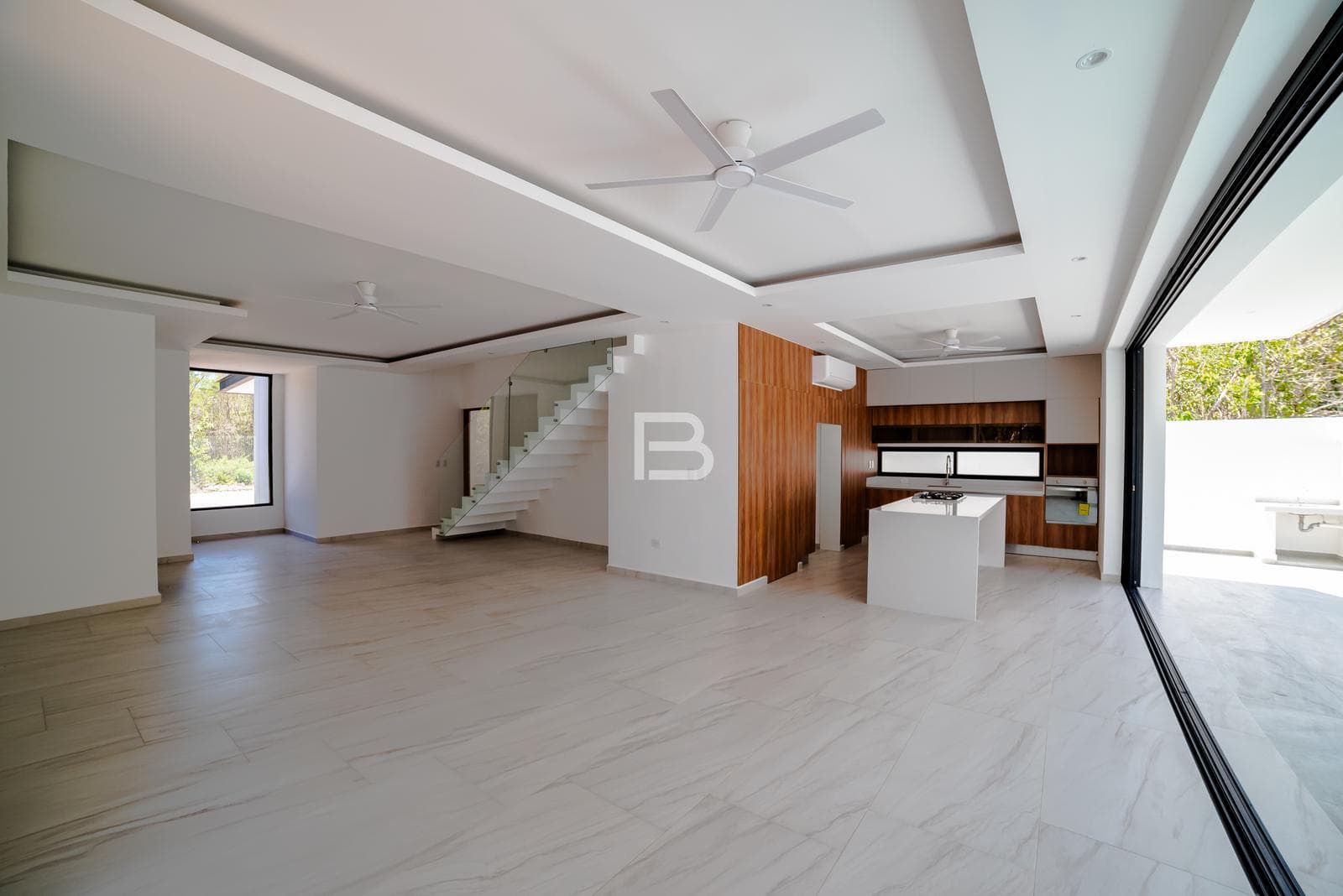 House for Sale on Via Cumbres in Cancún