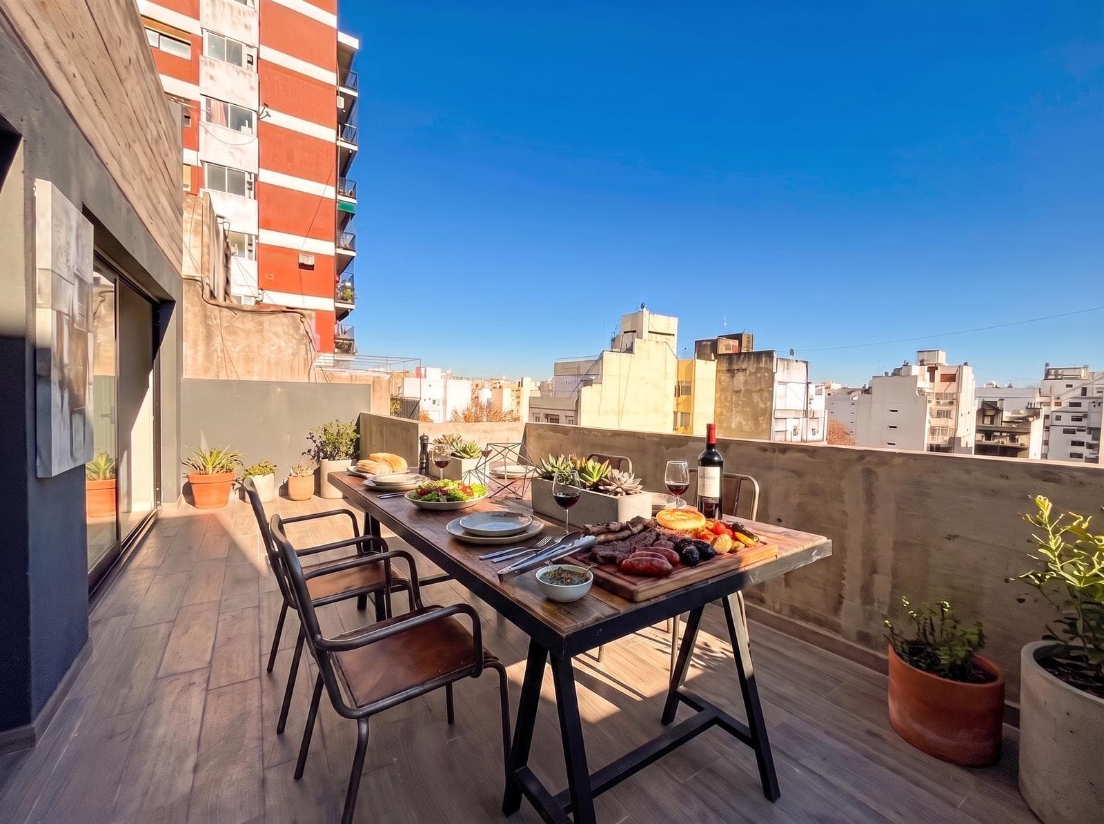Two-room apartment in Almagro