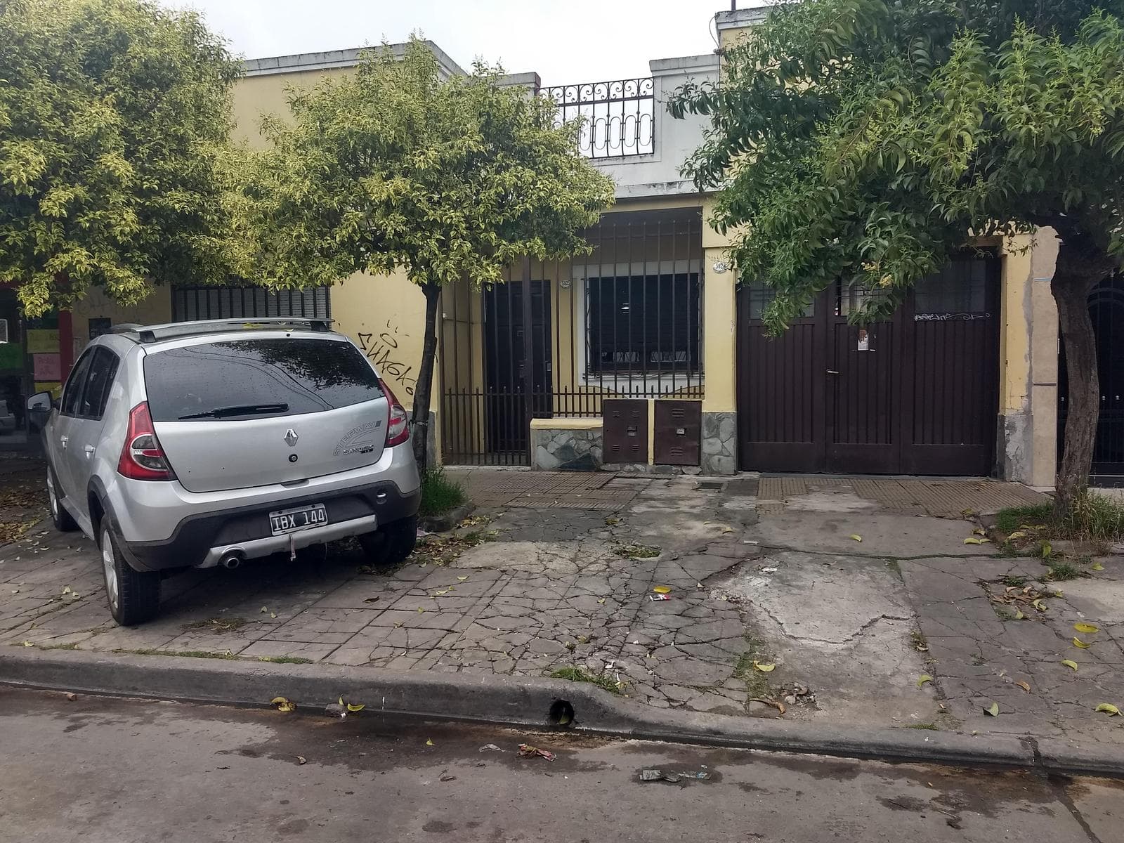HOUSE WITH COMMERCIAL SPACE for sale in Downtown G. de Laferrere