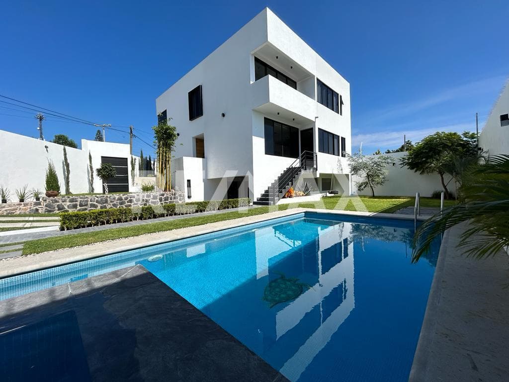 House for Sale in Morelos, Real de Oaxtepec Subdivision