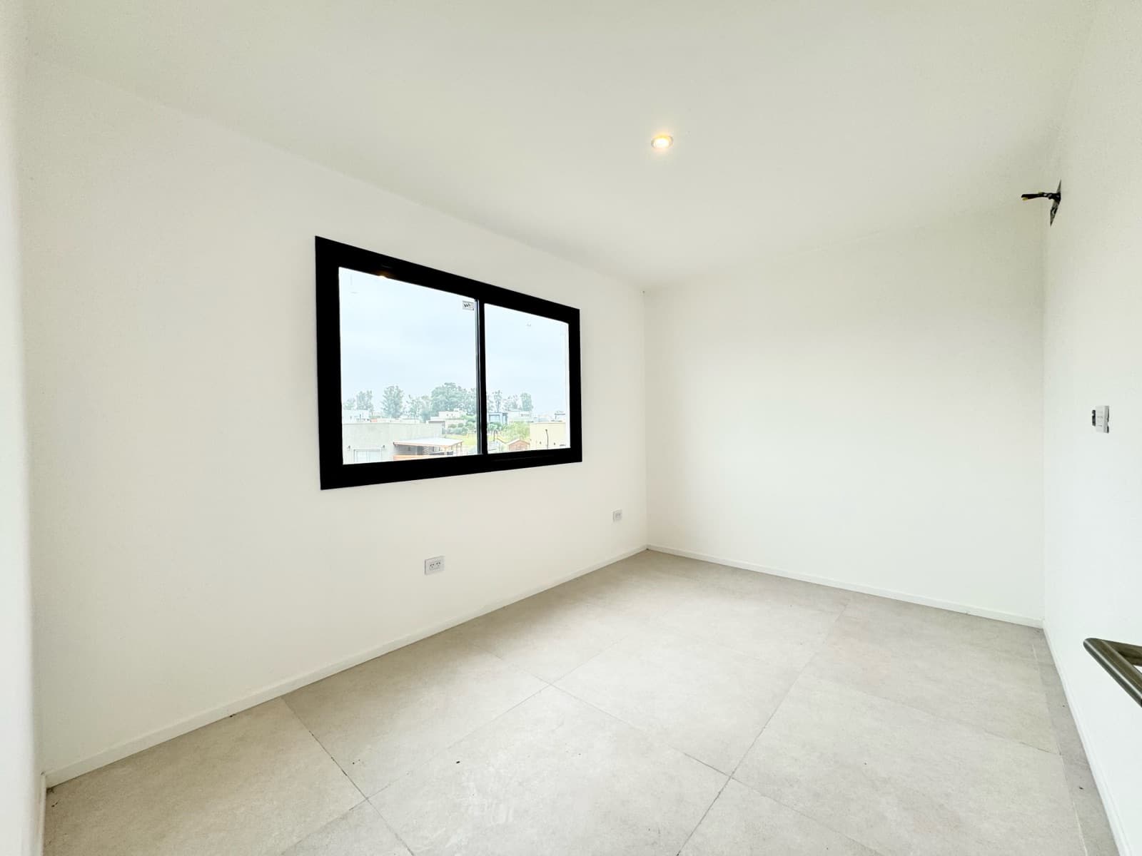 Beautiful brand-new home in Santa Elena - Pilar del Este!