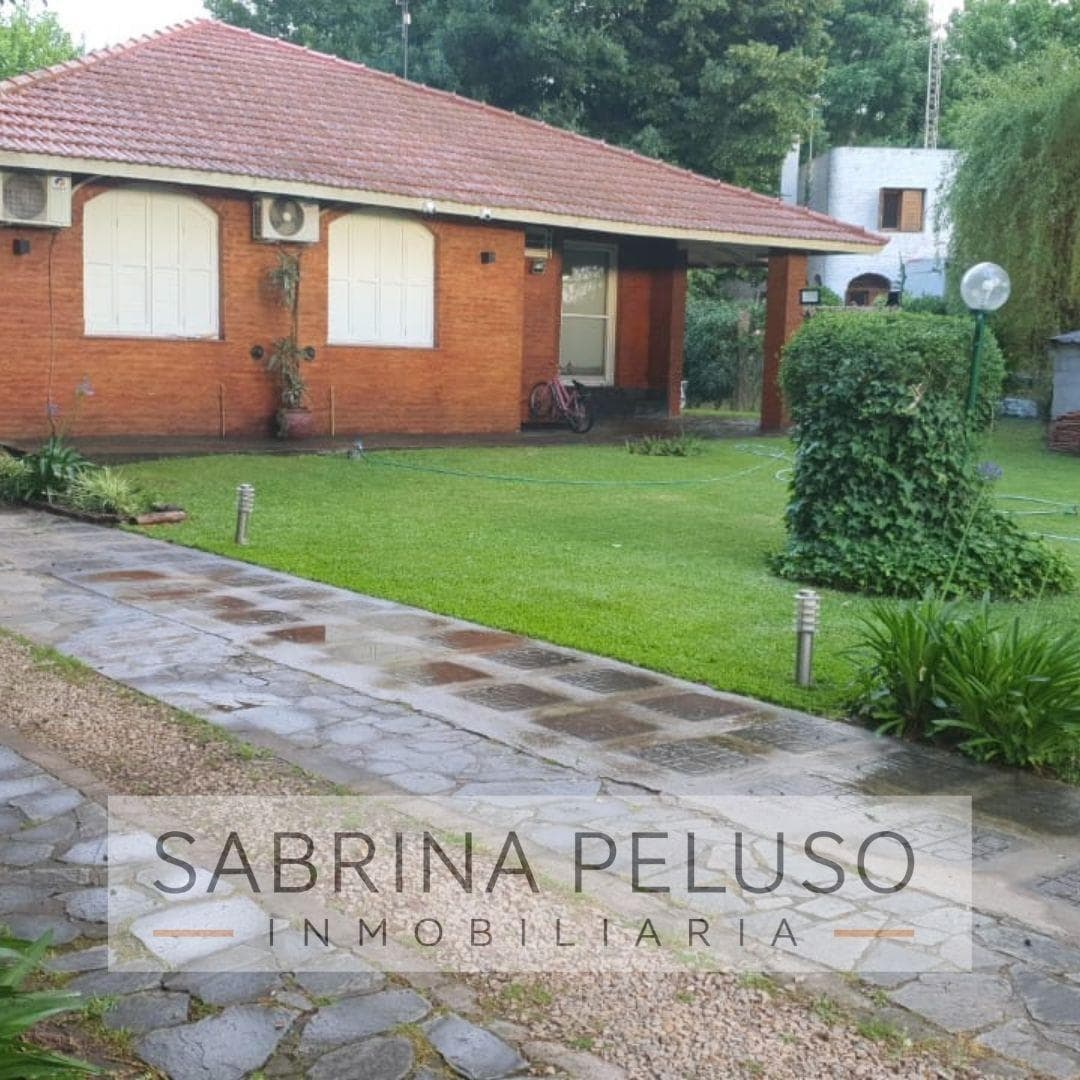 HOUSE FOR SALE IN MERLO