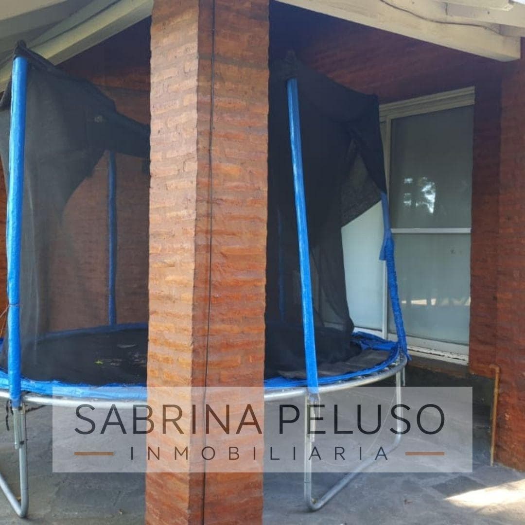 HOUSE FOR SALE IN MERLO