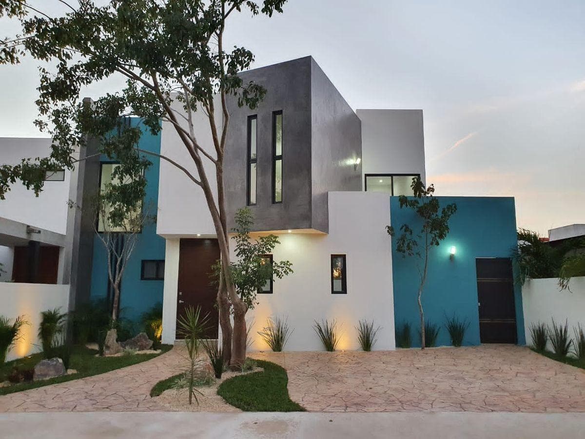 House north of Mérida, Conkal
