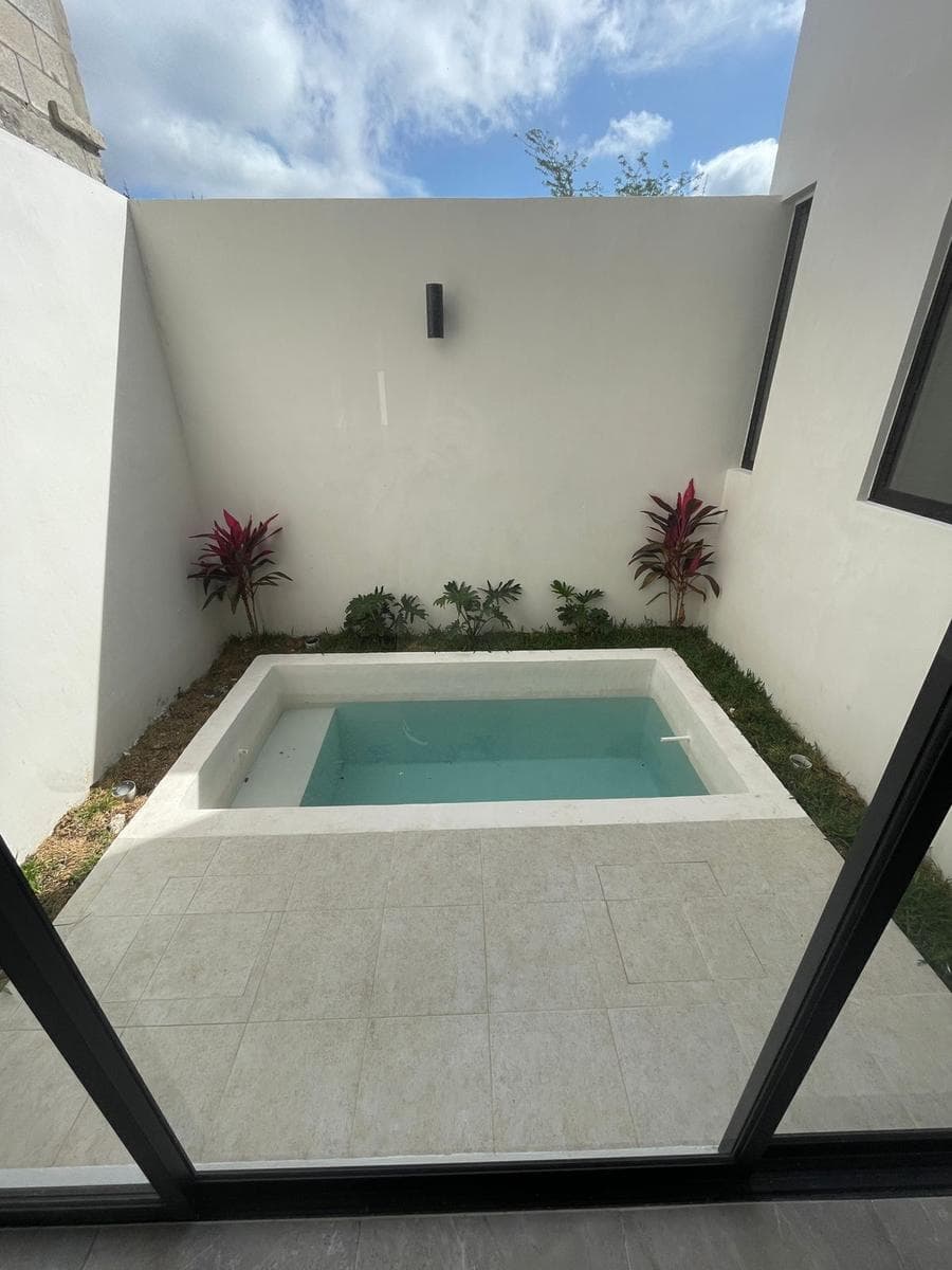 Townhouse north of Mérida, Temozón Norte