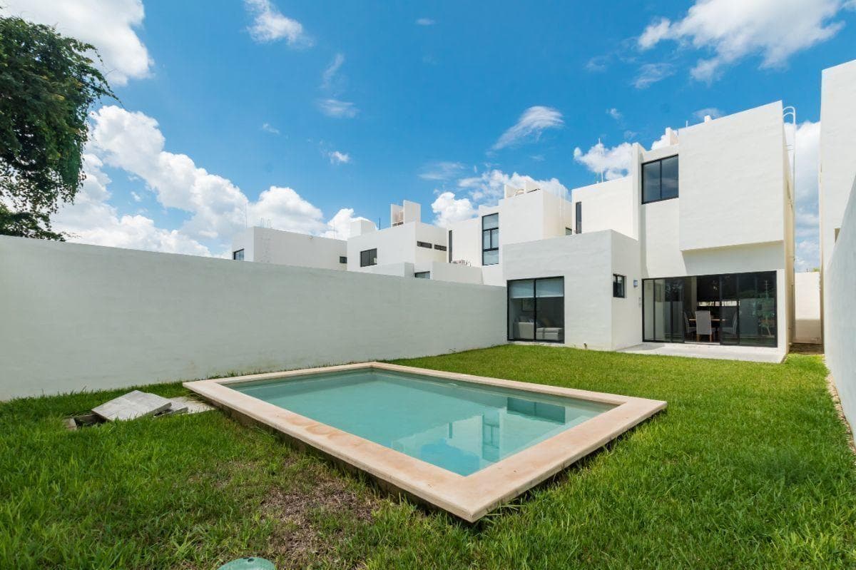 House north of Mérida, Conkal, Yucatán