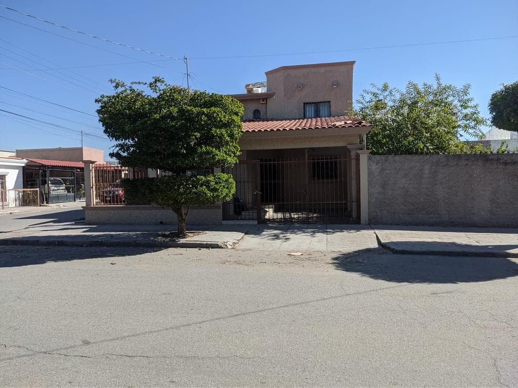 House for Sale in Colonia Balderrama