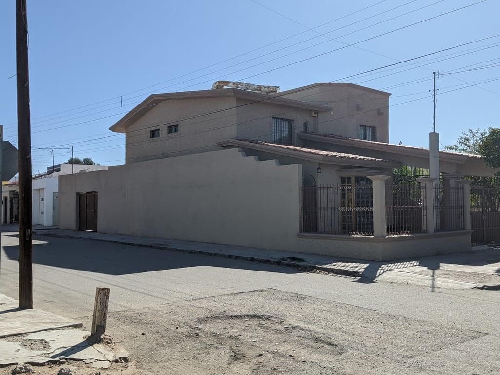 House for Sale in Colonia Balderrama