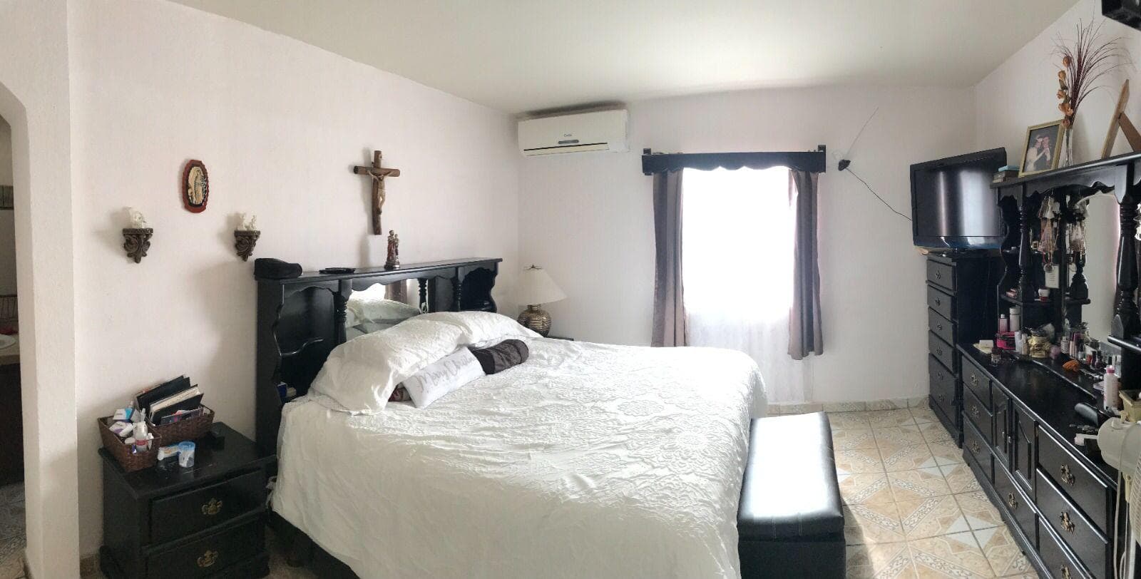 House for sale in Misión Del Real, Hermosillo, Sonora.