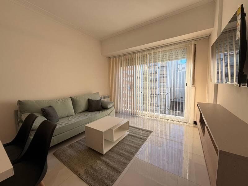 3-Room Apartment for Sale in Mar del Plata on the Street—Renovated to Look Like New, with a Balcony