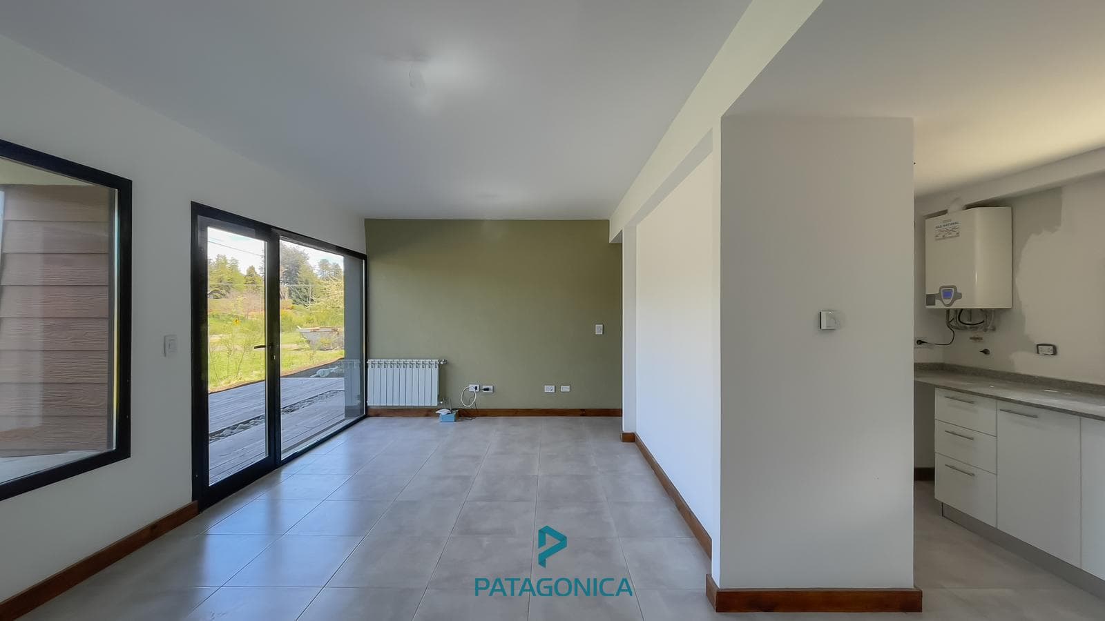 FOR SALE: 3-bedroom, 86 m² apartment with a quincho, deck, and ground-floor parking in Villa La Angostura.