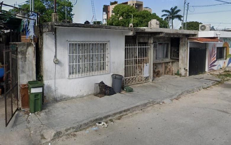 Land for Sale in Playa del Carmen at Calle 28 and Avenida 40 - Develop Big in the Riviera Maya