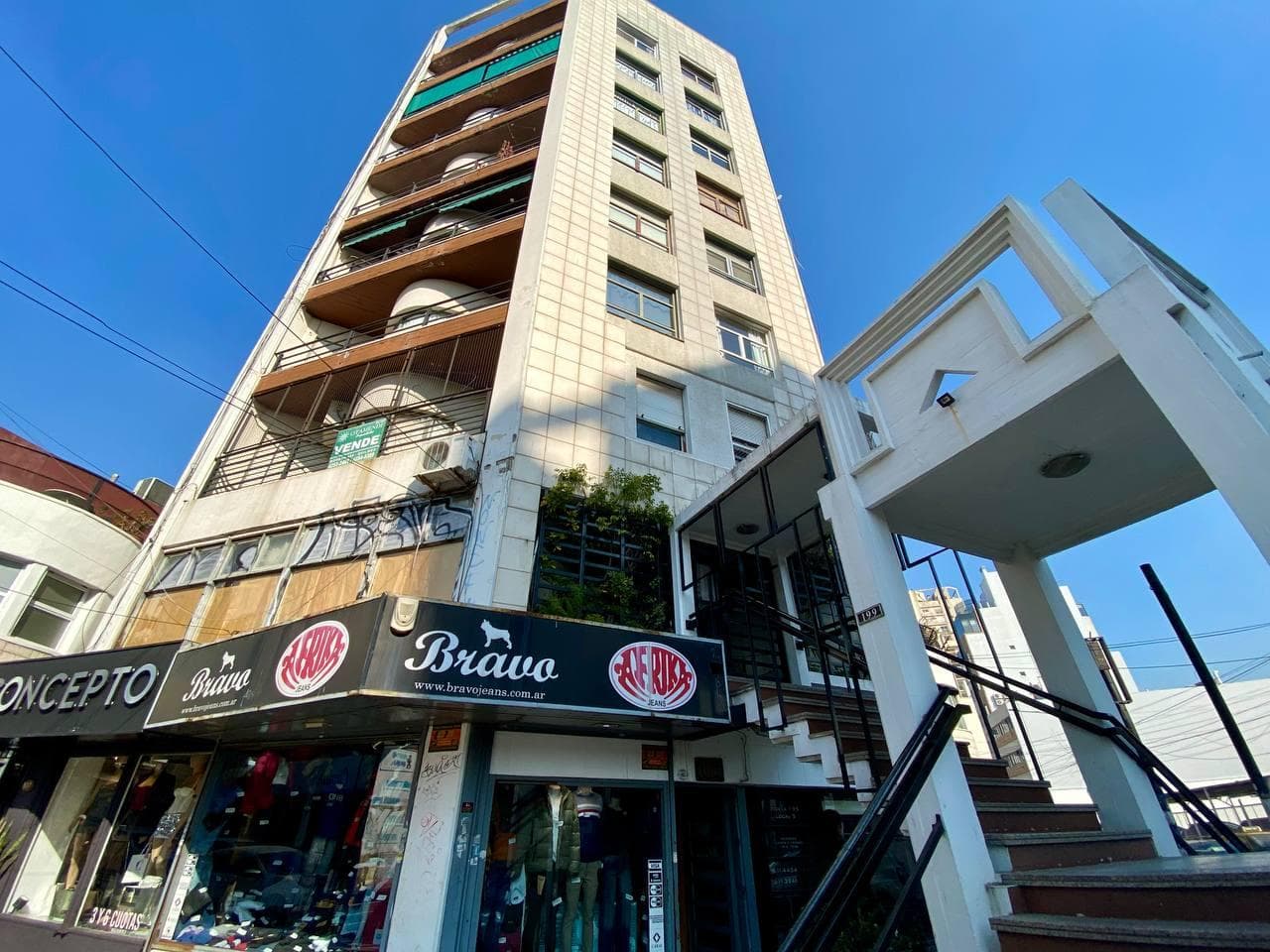 2-ROOM APARTMENT FOR SALE IN DOWNTOWN QUILMES—MORTGAGE AVAILABLE