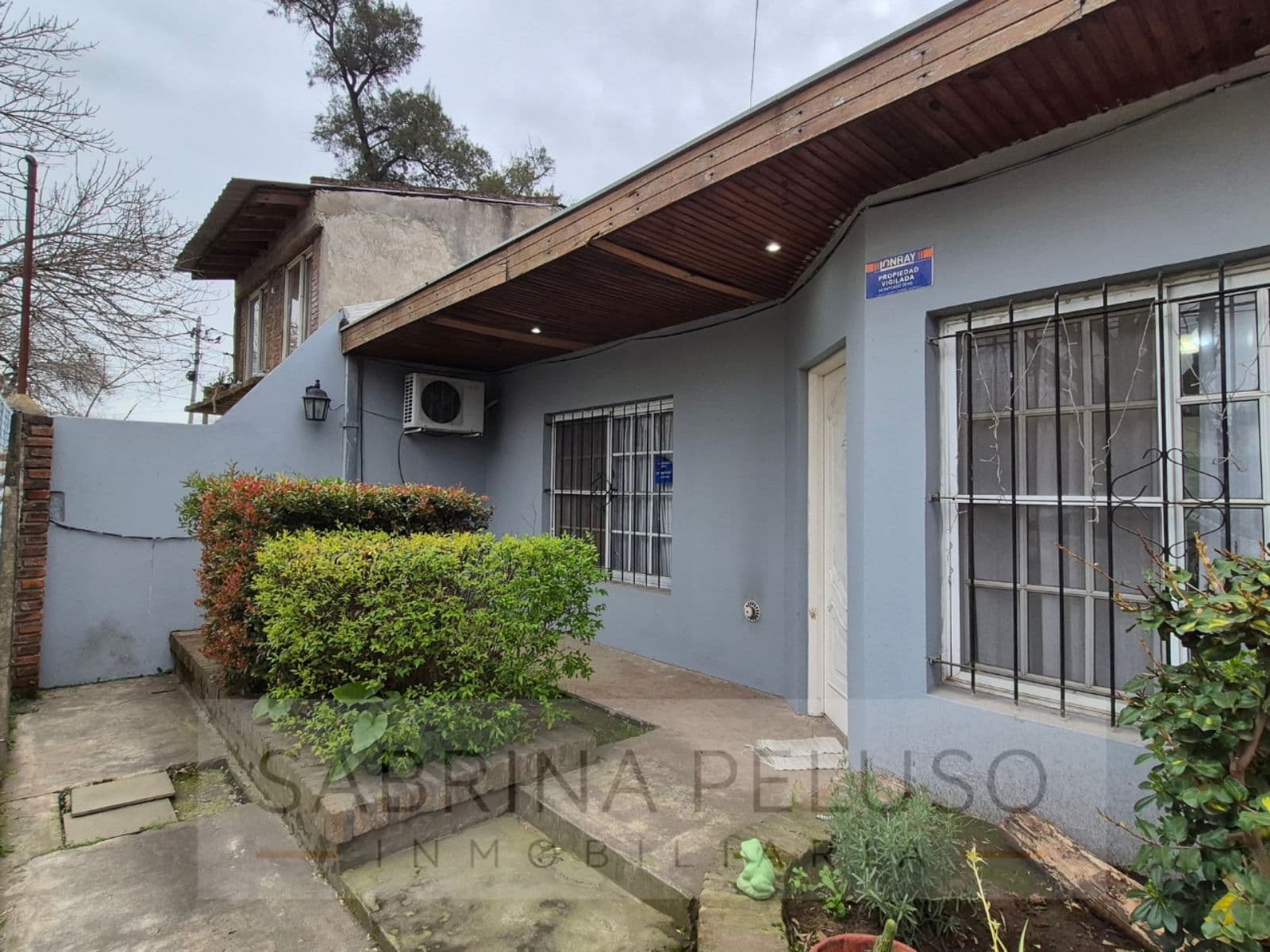 3-Bedroom House with Large Yard and Grill - Moreno - 333 m² Lot