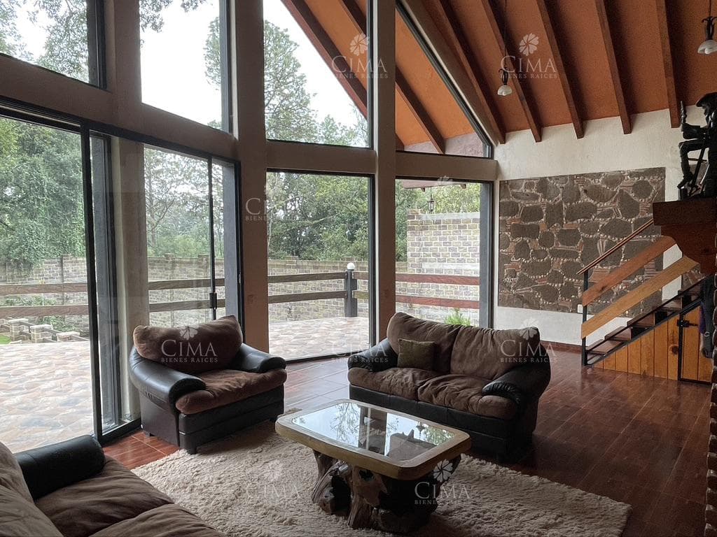 Venta Chalet en Fraccionamiento Monte Verde, Huitzilac - V333