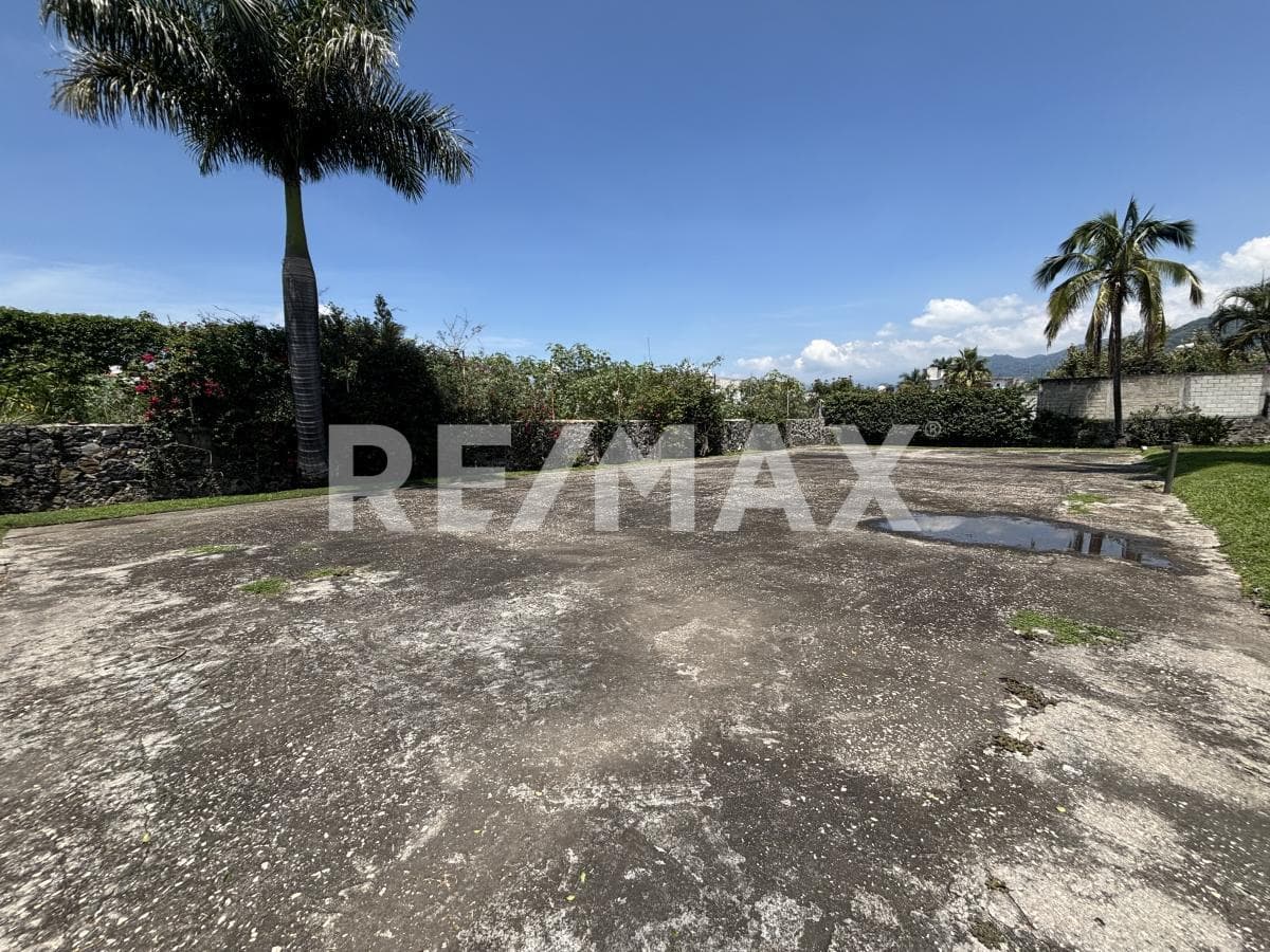 House for Sale in Morelos, Colinas de Oaxtepec Subdivision