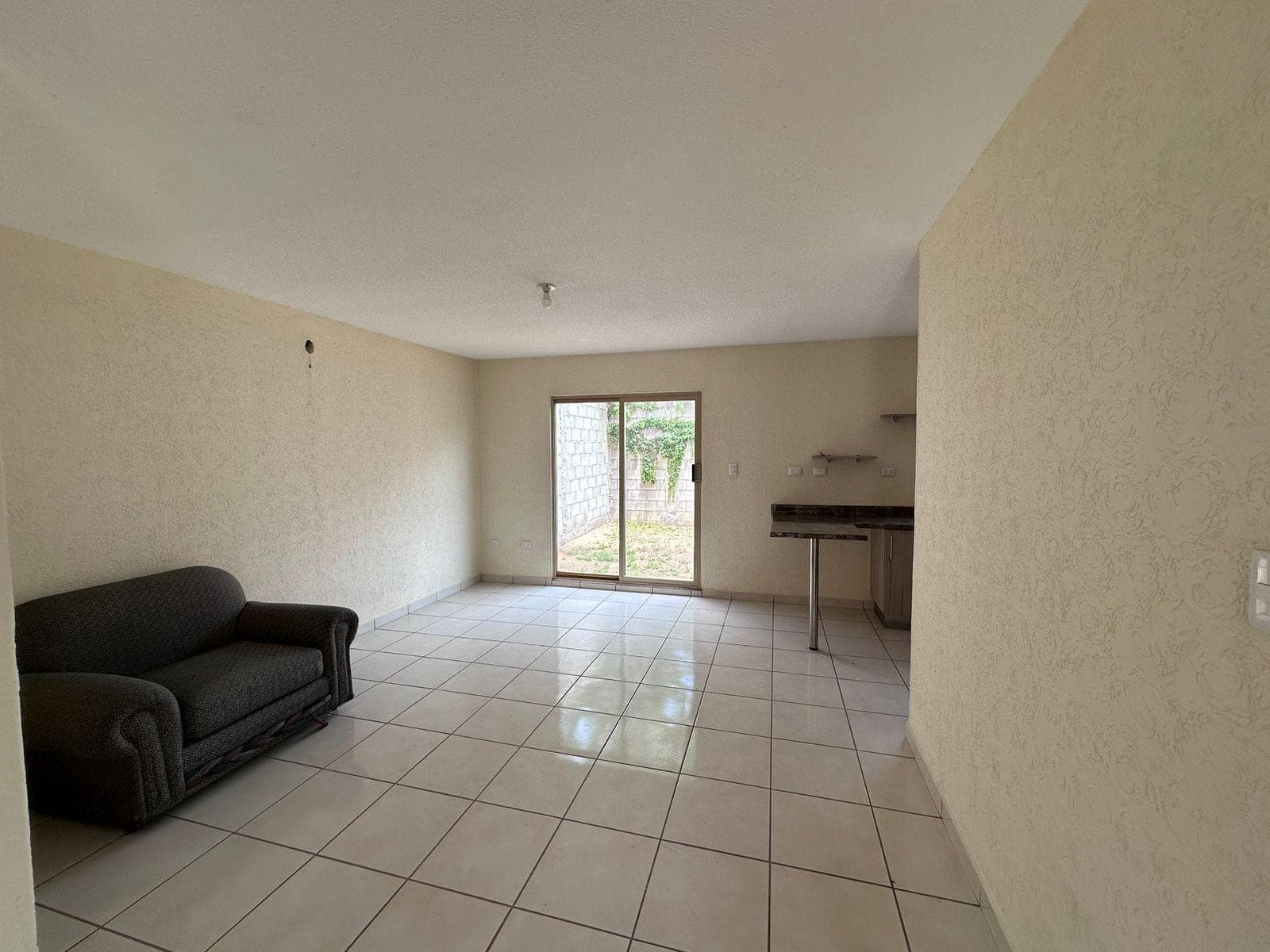 House for Sale in California Residencial, Northwest of Hermosillo