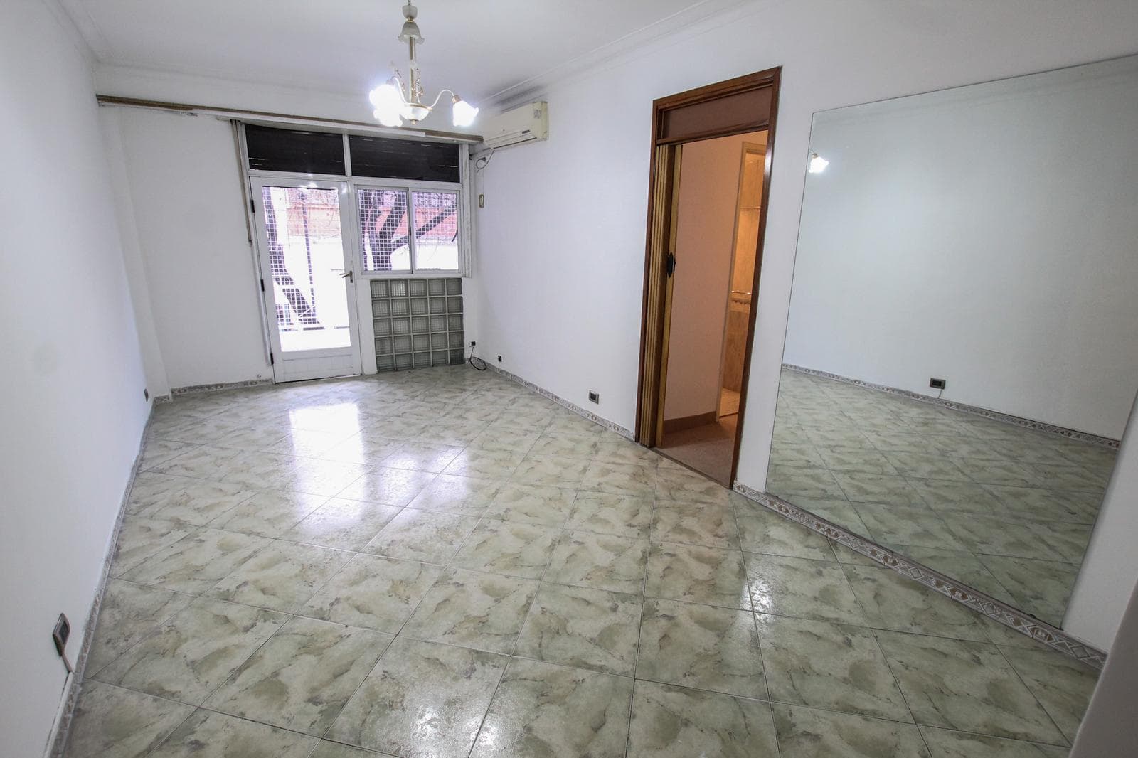3-room apartment for sale in Barracas—bright and airy!!