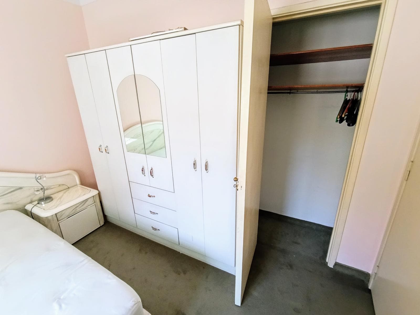 Departamento en Venta de 3 ambientes en Barracas, amoblado Luminoso y ventilado !!
