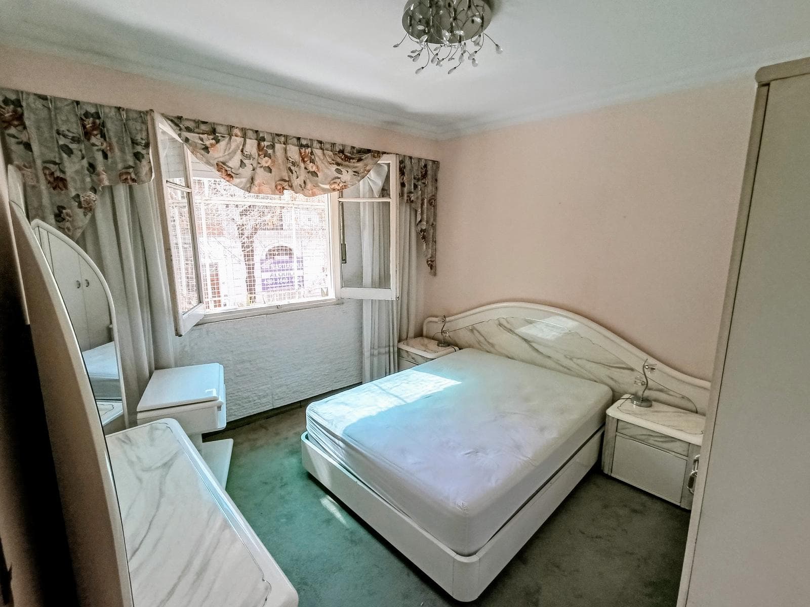 Departamento en Venta de 3 ambientes en Barracas, amoblado Luminoso y ventilado !!