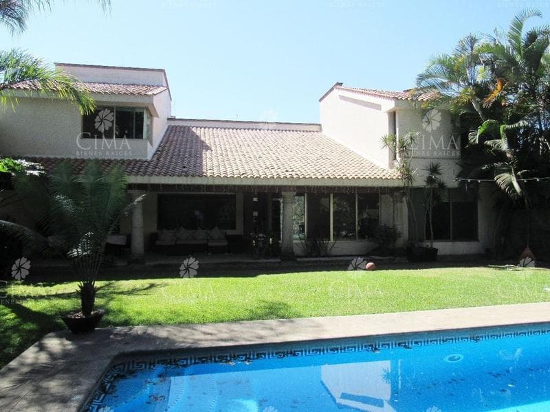 VENTA CASA FRACCIONAMIENTO CON VIGILANCIA - V335