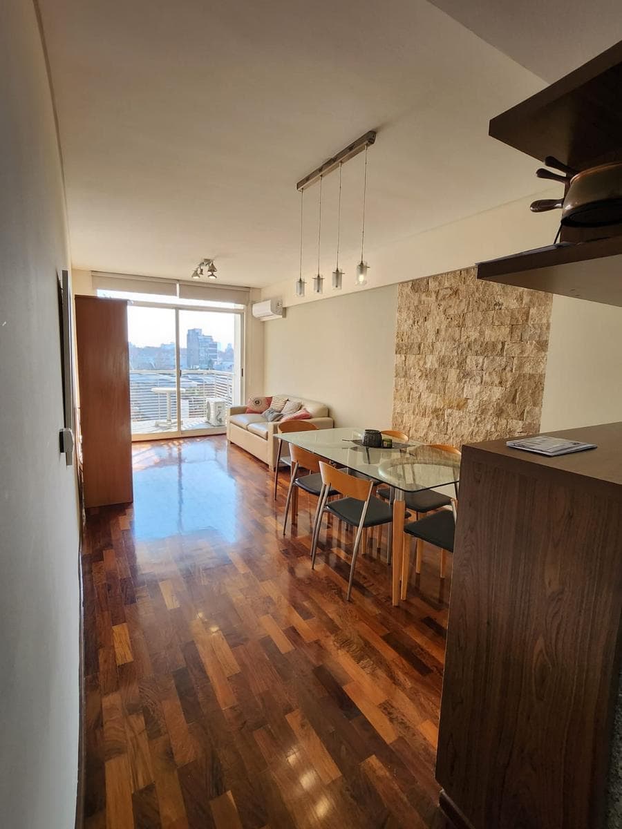 2-bedroom apartment in Palermo with a street-facing view. Master suite with a balcony and terrace. Amenities!!