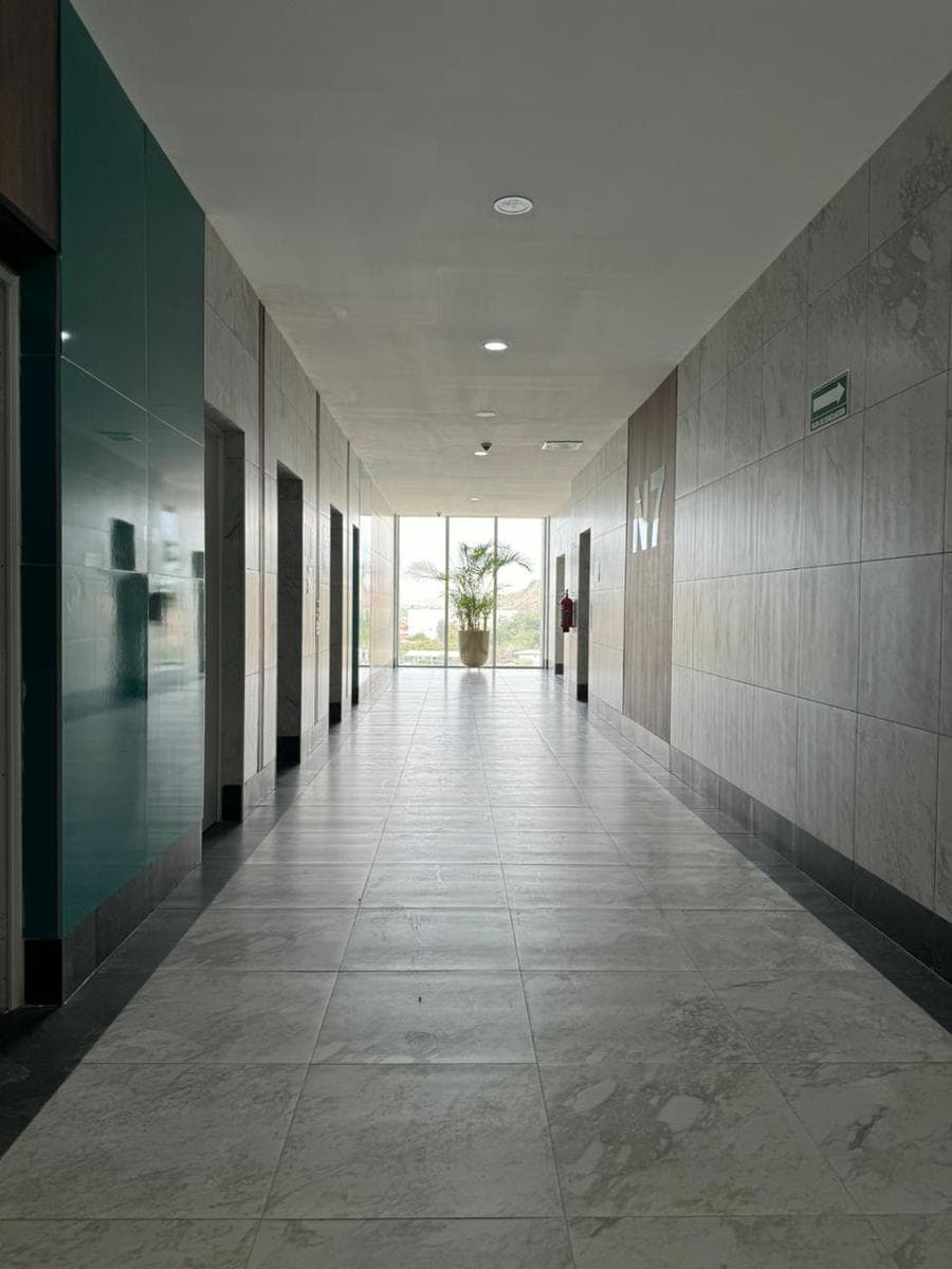 Office spaces for rent in Torre Celtara at the Río Sonora Project, Hermosillo, Sonora.