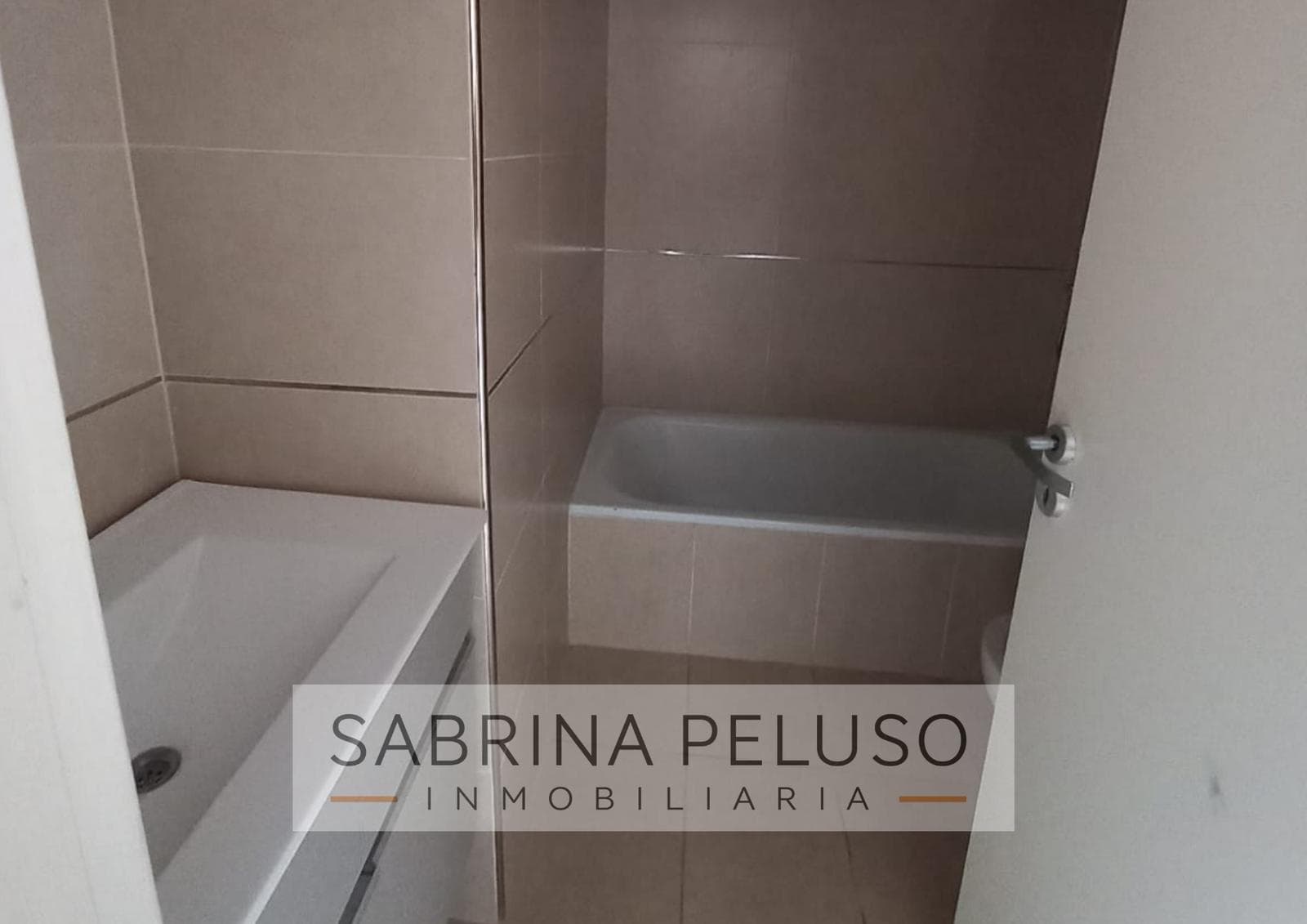Apartment for Sale in Moreno
