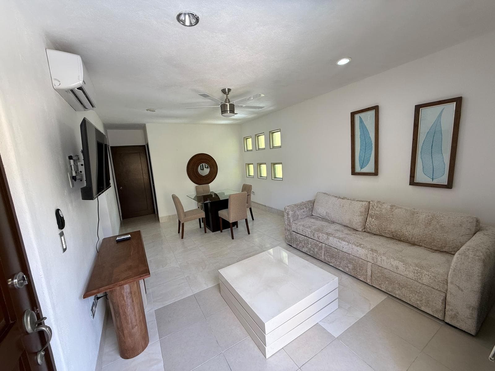 FURNISHED 2-BEDROOM APARTMENT IN PLAYACAR
