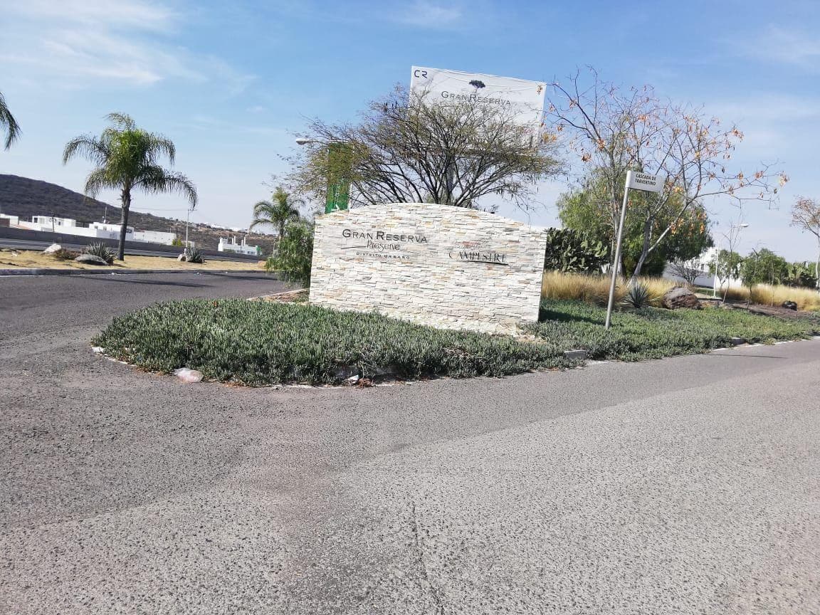 Apartment in the Grand Preserve Subdivision