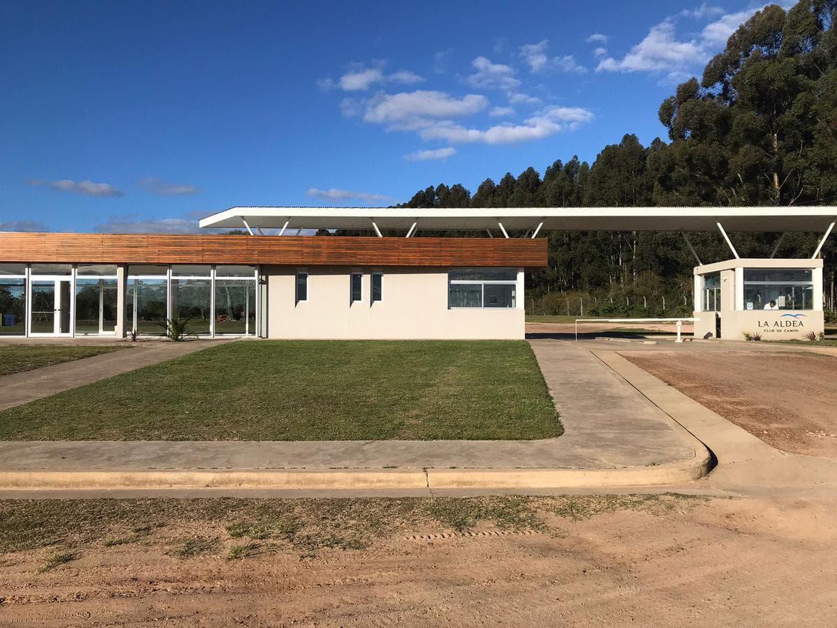 3-Bedroom House for Sale - La Aldea Country Club Complex